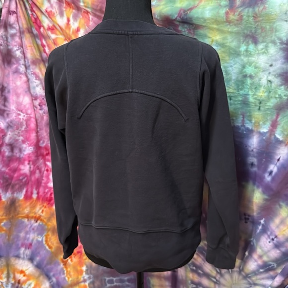 LULULEMON BLACK SWEATSHIRT🦋 - Picture 2 of 11